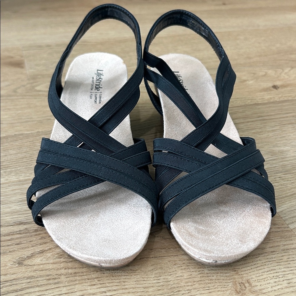 LifeStride Mallory Black Strappy Wedge Sandals EUC Size 7.5 - Picture 6 of 8